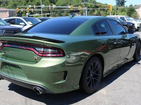 Used 2021 Dodge Charger Scat Pack w/ Plus Group RWD image 7