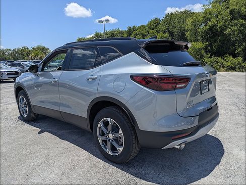 New 2026 Chevrolet Blazer LT w/ Convenience Package FWD image 8