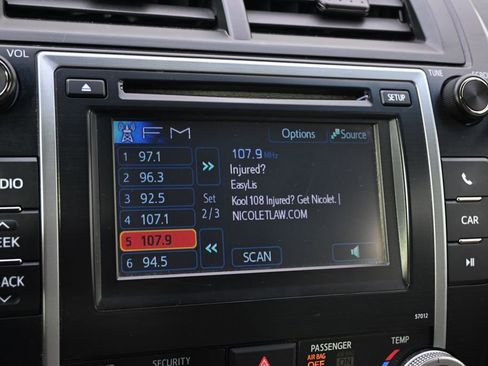 Used 2012 Toyota Camry XLE FWD image 25