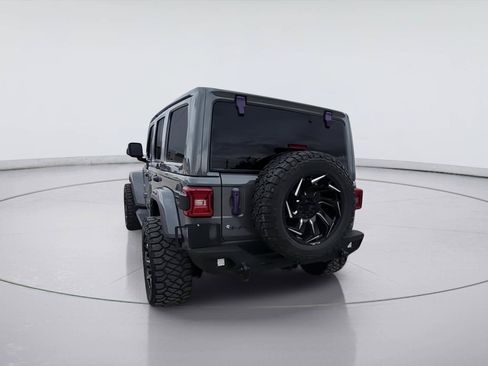 Used 2022 Jeep Wrangler Unlimited Sahara w/ LED Lighting Group AWD/4WD image 7