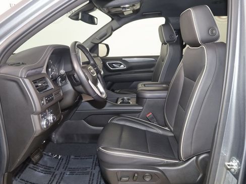 Used 2021 GMC Yukon SLT image 11