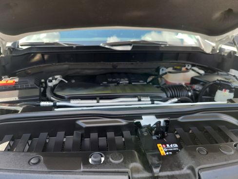 Used 2024 Chevrolet Silverado 1500 RST image 25