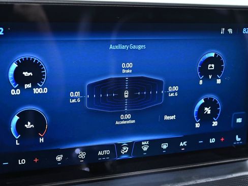 Used 2025 Ford Mustang Premium RWD image 22