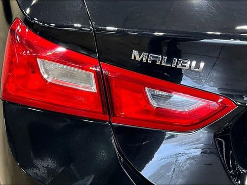 Used 2024 Chevrolet Malibu LT FWD image 21