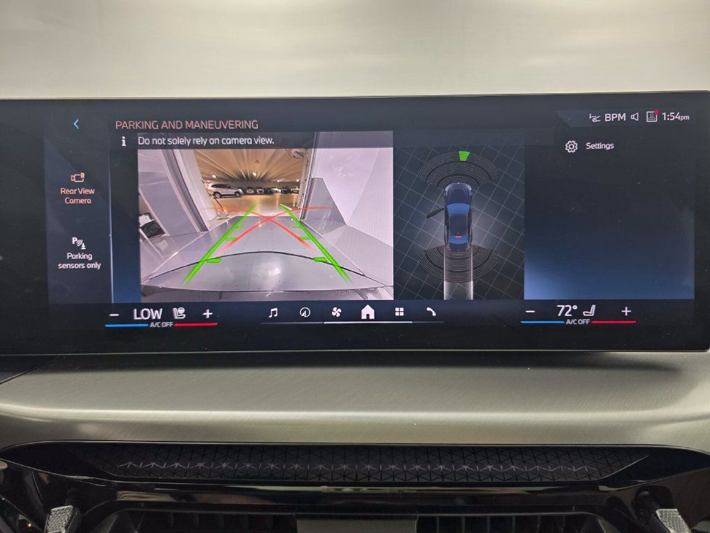 Certified 2026 BMW 230i Coupe RWD image 19