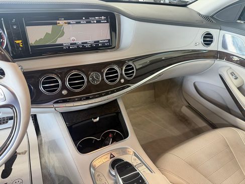 Used 2015 Mercedes-Benz S 550 4MATIC Sedan image 12