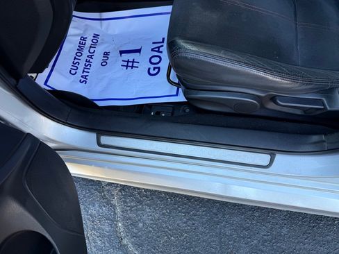 Used 2011 Subaru Impreza WRX STI image 34