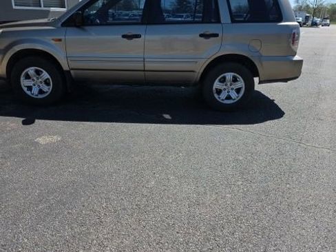 Used 2006 Honda Pilot LX image 8