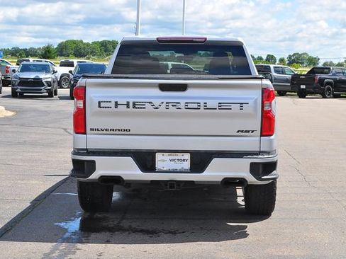 Used 2021 Chevrolet Silverado 1500 RST w/ Redline Edition AWD/4WD image 4