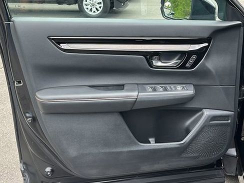 Used 2026 Honda CR-V Sport Touring image 9