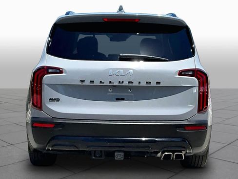 Used 2022 Kia Telluride EX w/ EX Premium Package image 5