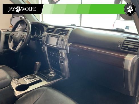 Used 2014 Toyota 4Runner Limited image 19
