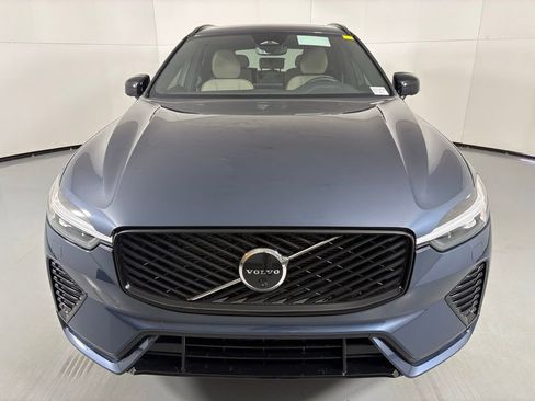 New 2026 Volvo XC60 B5 Plus w/ Protection Package Premier AWD/4WD image 3