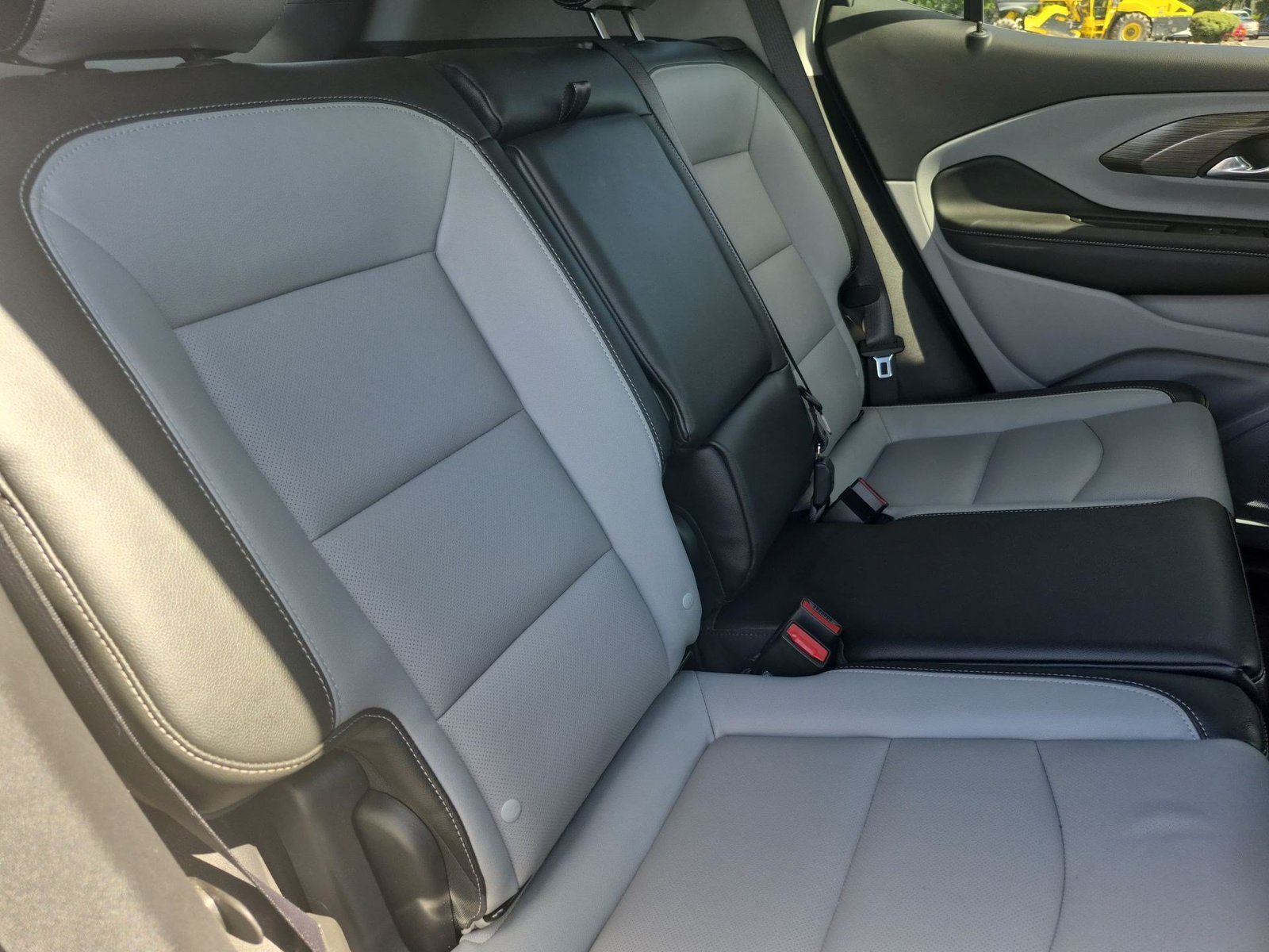 Certified 2024 GMC Terrain SLT AWD/4WD image 25