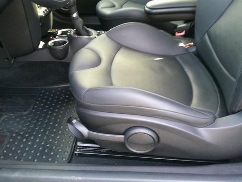 Used 2013 MINI Cooper S image 12