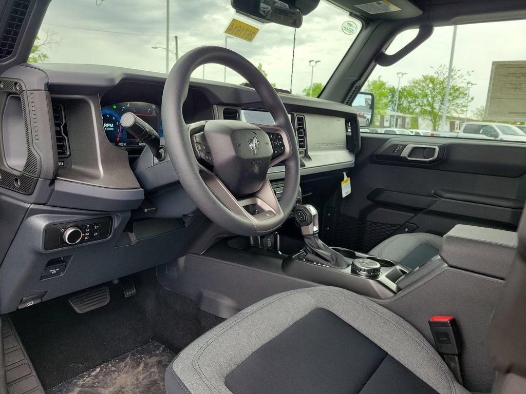 New 2026 Ford Bronco 4-Door AWD/4WD image 21