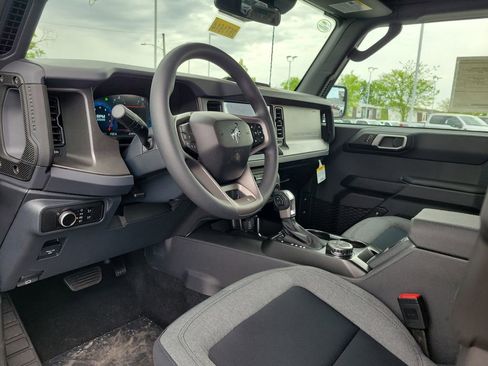 New 2026 Ford Bronco 4-Door AWD/4WD image 21