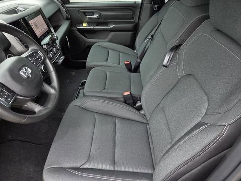 New 2026 RAM 1500 Express AWD/4WD image 24