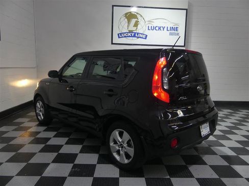 Used 2017 Kia Soul w/ Convenience Package image 11