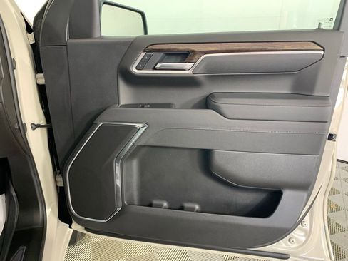 New 2026 GMC Sierra 1500 SLE image 27