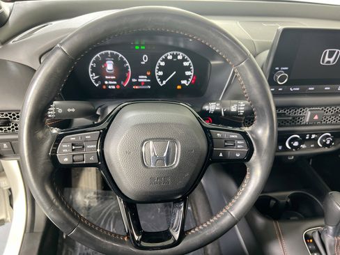 Used 2023 Honda HR-V Sport image 11