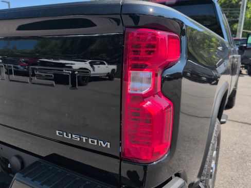 New 2026 Chevrolet Silverado 2500 Custom w/ Custom Value Package AWD/4WD image 16