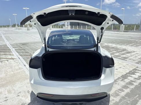 Used 2026 Tesla Model 3 RWD image 23