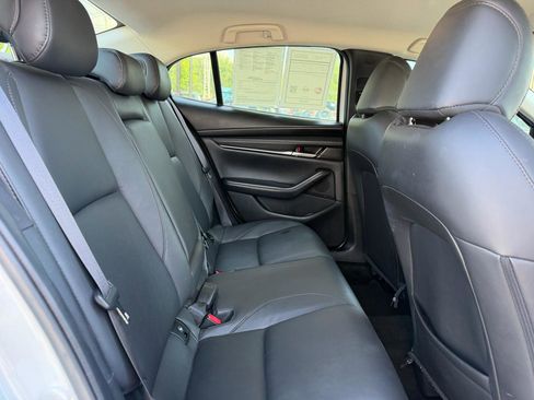Used 2024 MAZDA MAZDA3 s FWD image 18
