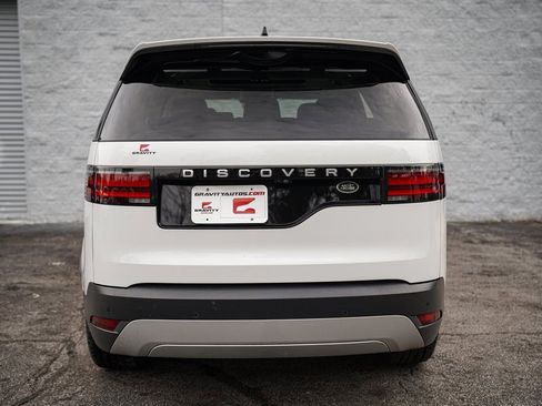 Used 2023 Land Rover Discovery S image 13