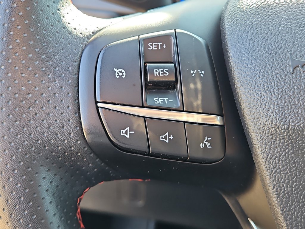 Used 2025 Ford Escape ST-Line AWD/4WD image 21