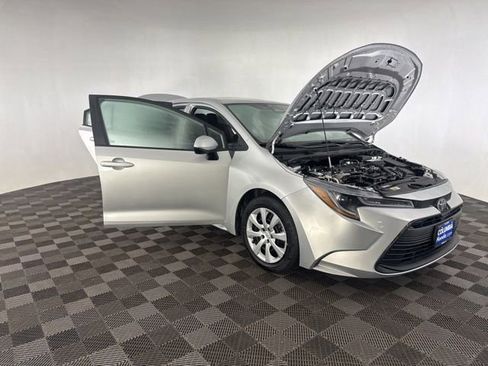 Used 2024 Toyota Corolla LE image 16