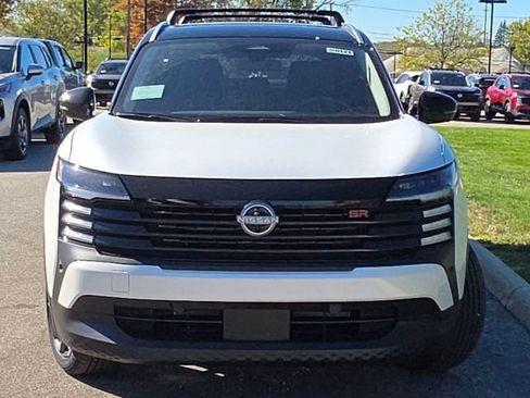 New 2026 Nissan Kicks SR w/ Cold Weather Package image 22