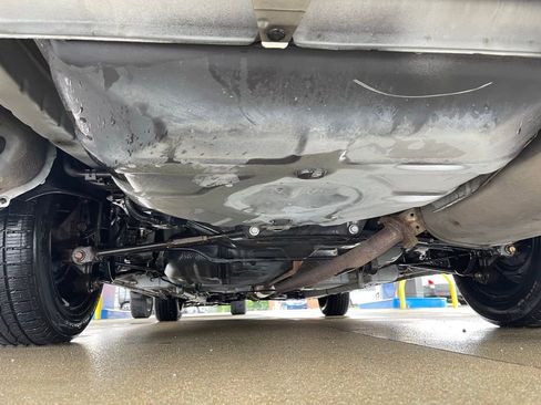 Used 2005 Toyota Camry FWD image 19