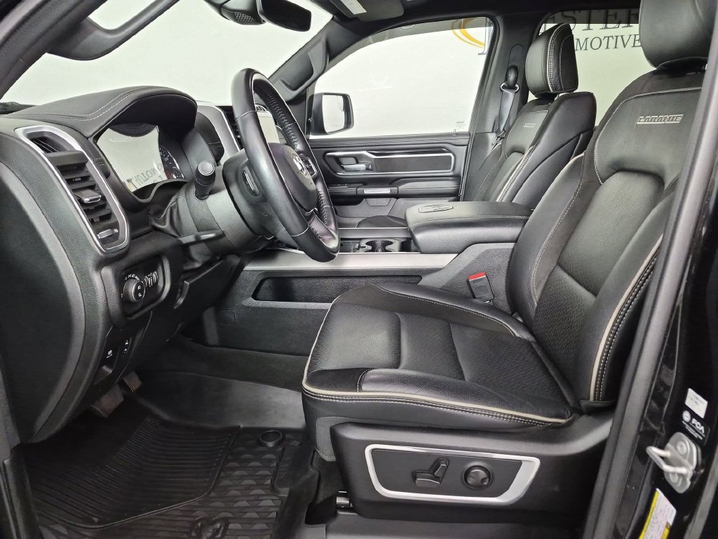 Used 2022 RAM 1500 Laramie w/ Sport Appearance Package AWD/4WD image 16