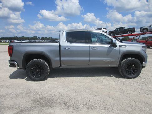 New 2026 GMC Sierra 1500 SLT w/ SLT Convenience Package AWD/4WD image 3
