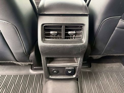 Used 2024 Ford Edge SEL w/ Convenience Package AWD/4WD image 17