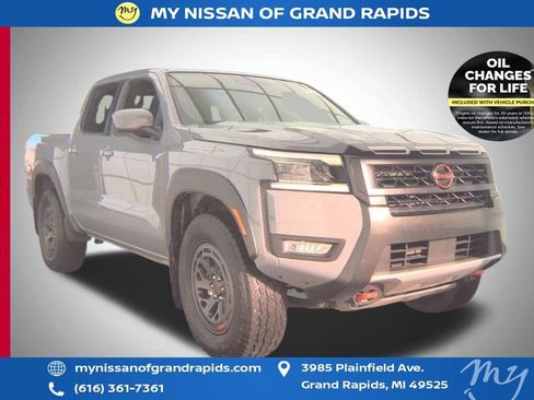 Used 2025 Nissan Frontier PRO-4X w/ Interior Protection Package AWD/4WD image 1