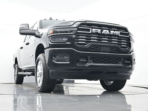 New 2026 RAM 2500 Big Horn AWD/4WD image 34