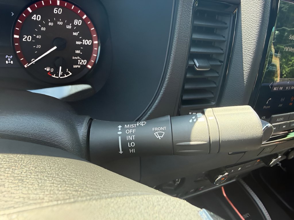 Used 2023 Nissan Frontier PRO-4X w/ Pro-4X Premium Package AWD/4WD image 19