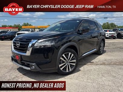 Used 2022 Nissan Pathfinder Platinum w/ Cargo Package