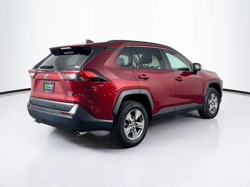 Used 2023 Toyota RAV4 XLE AWD/4WD image 9