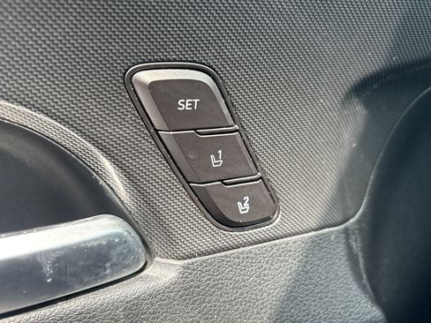 Used 2021 Hyundai Santa Fe Limited FWD image 25