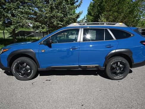 Used 2025 Subaru Outback Wilderness AWD/4WD image 2