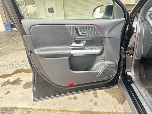 Used 2025 Mercedes-Benz GLA 250 4MATIC image 20