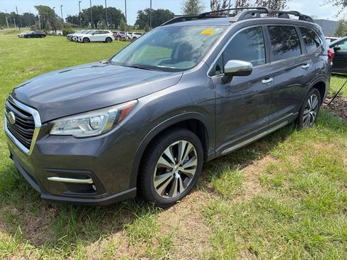 Used 2022 Subaru Ascent Touring AWD/4WD image 1
