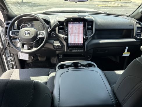 New 2026 RAM 5500 Tradesman AWD/4WD image 15