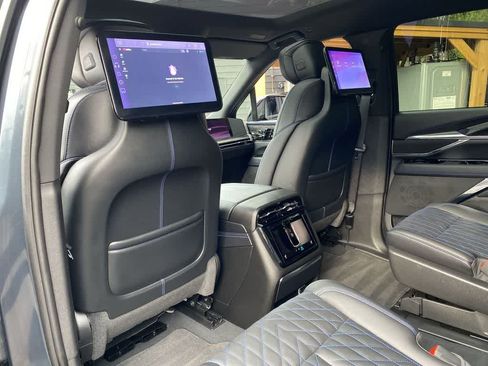 Certified 2025 Cadillac Escalade IQ Sport 1 w/ Smart Trailering package AWD/4WD image 16