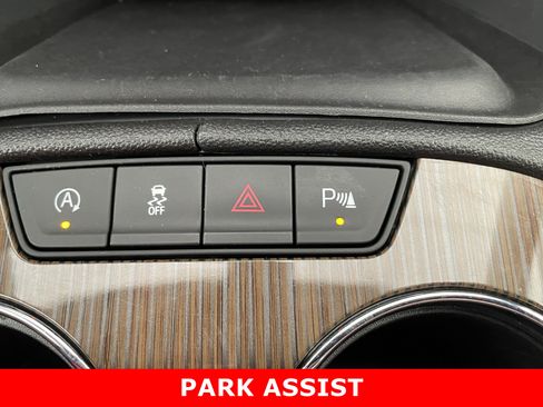Used 2023 GMC Acadia SLE w/ Driver Convenience Package AWD/4WD image 27