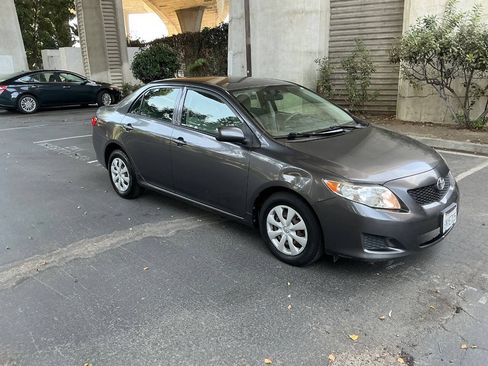 Used 2010 Toyota Corolla LE w/ All Weather Guard Pkg FWD image 8