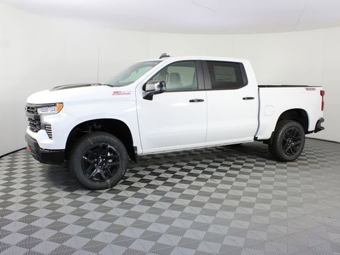 New 2026 Chevrolet Silverado 1500 LT Trail Boss w/ LT Trail Boss Premium Package AWD/4WD image 2